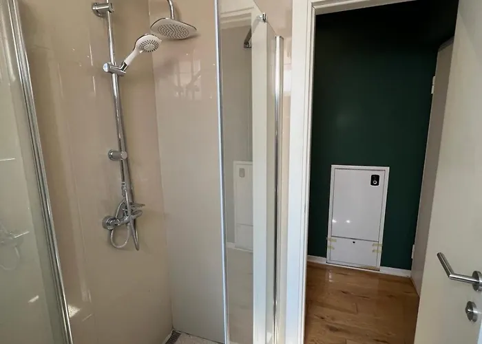 شقة A2, Center, *